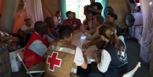Task Force Operação Embondeiro, Beira/Macurungo, visita Comitiva CVP, MdM, FFMS, GJM, 01.04